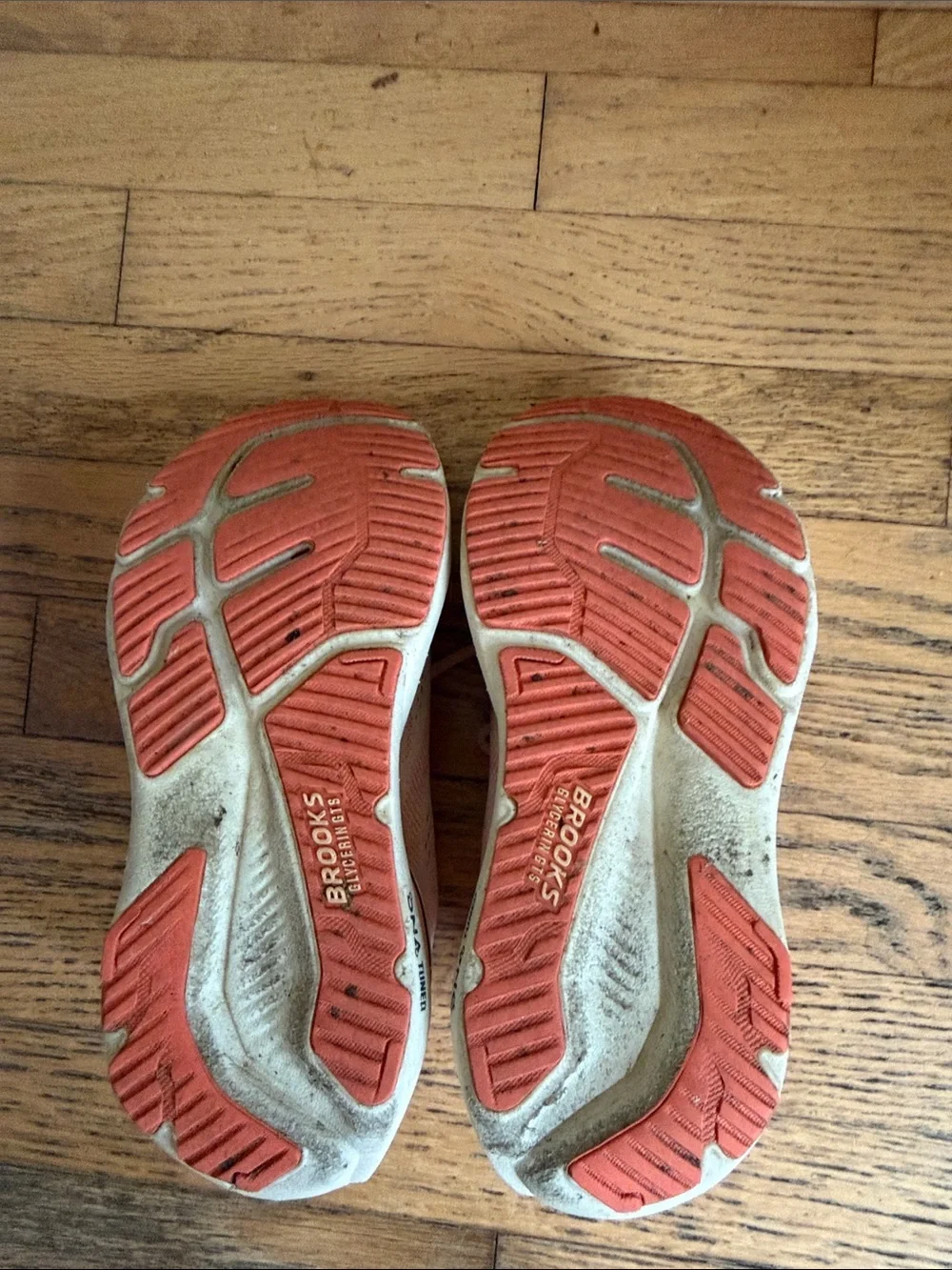 Brooks women running